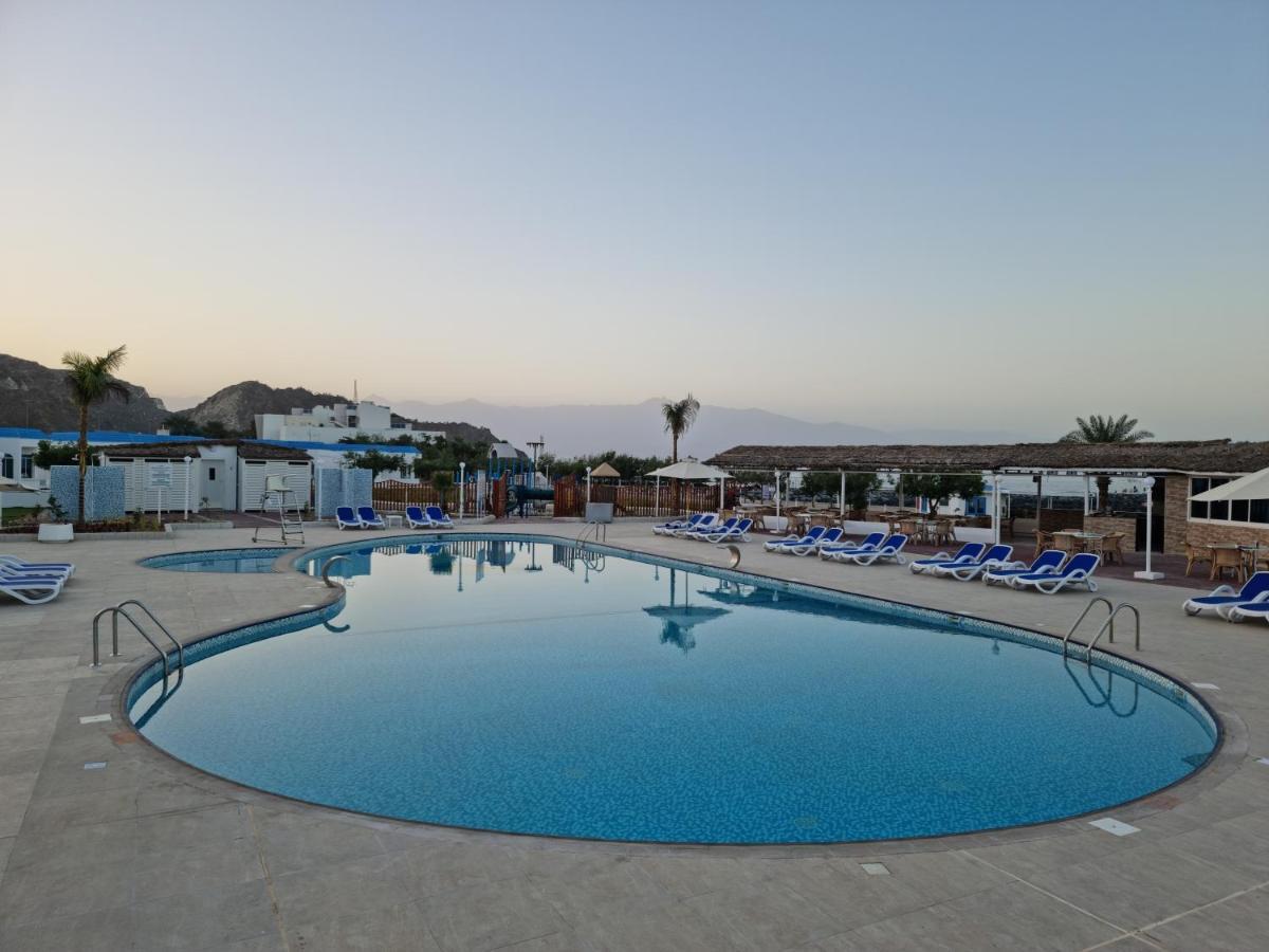 Holiday Beach Resort Dibba Eksteriør billede
