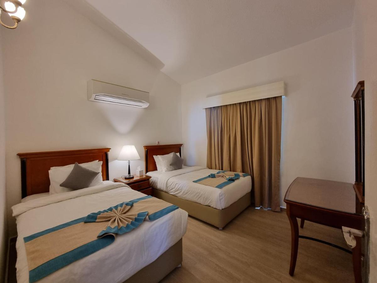 Holiday Beach Resort Dibba Eksteriør billede